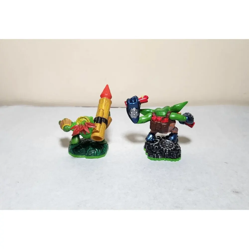 Skylanders Spyro's Adventure Boomer and Zook Video Game Figure 2011 Pre-owned